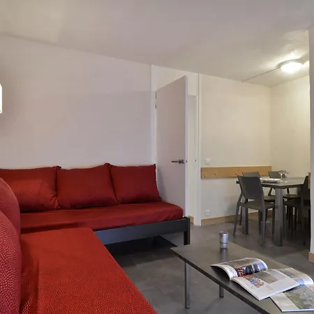 Renove Proche Des Pistes Avec Balcon - Fr-1-181-1945 Apartment *